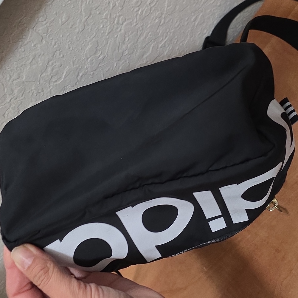 Adidas Small Black Backpack - Picture 4 of 11